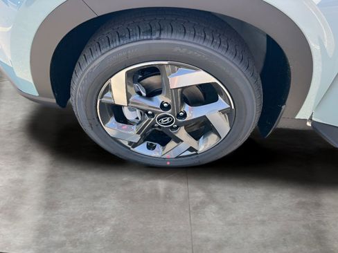 New 2026 Hyundai Venue SEL FWD image 11
