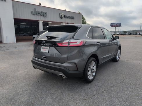 Used 2022 Ford Edge Titanium image 7