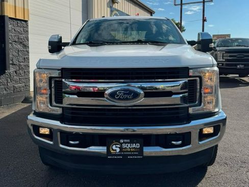 Used 2017 Ford F250 XLT w/ XLT Premium Package AWD/4WD image 8