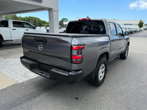 Used 2022 Nissan Frontier S w/ Technology Package AWD/4WD image 9