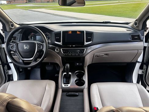 Used 2016 Honda Pilot EX image 24