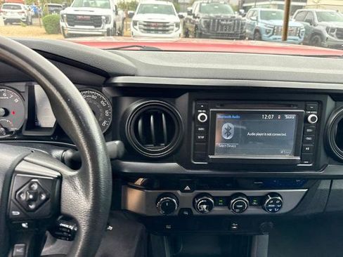 Used 2018 Toyota Tacoma SR w/ SR Convenience Package AWD/4WD image 7