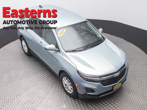 Used 2022 Chevrolet Equinox LT FWD image 3