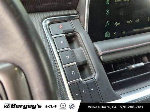 Used 2022 Chevrolet Tahoe RST w/ Luxury Package AWD/4WD image 21