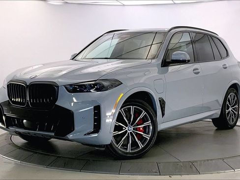 Certified 2024 BMW X5 xDrive50e AWD/4WD image 11