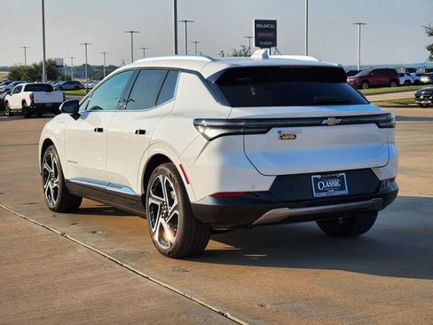 New 2026 Chevrolet Equinox EV LT w/ Convenience Package II image 10