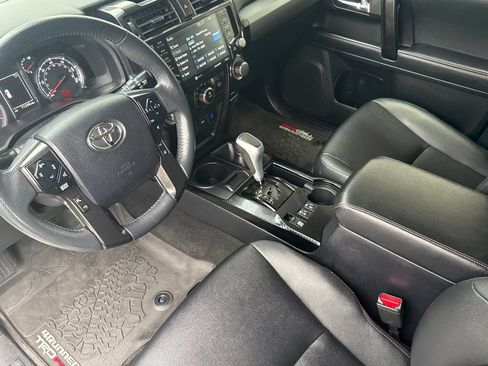 Used 2021 Toyota 4Runner TRD Off-Road Premium AWD/4WD image 10