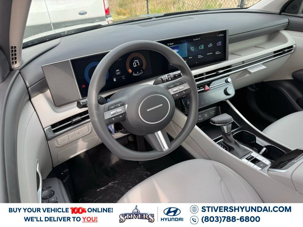 New 2026 Hyundai Tucson SEL Plus FWD image 2