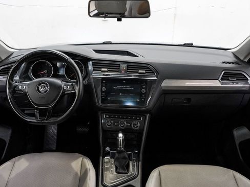 Used 2019 Volkswagen Tiguan SEL R-Line image 20