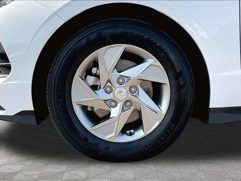 Certified 2025 Hyundai Sonata SE FWD image 33