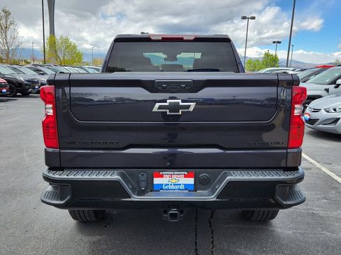 Used 2024 Chevrolet Silverado 1500 Custom Trail Boss w/ Turbomax Blackout Package AWD/4WD image 12