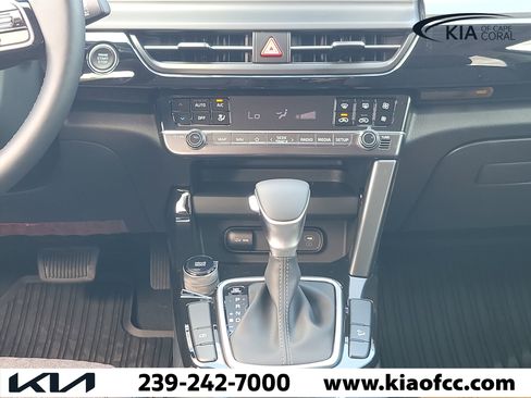 New 2026 Kia Seltos S FWD image 18