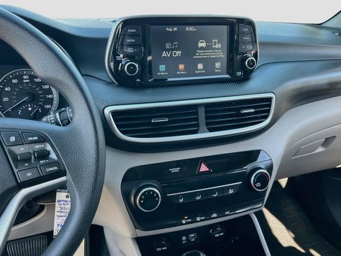Used 2021 Hyundai Tucson SE w/ Cargo Package FWD image 14