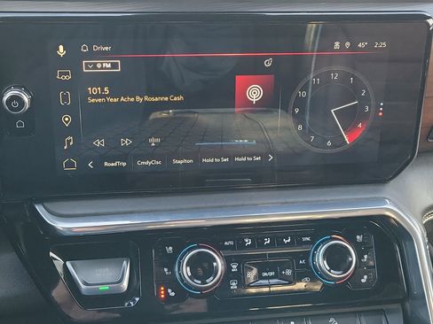 Certified 2024 GMC Sierra 2500 Denali Ultimate image 25