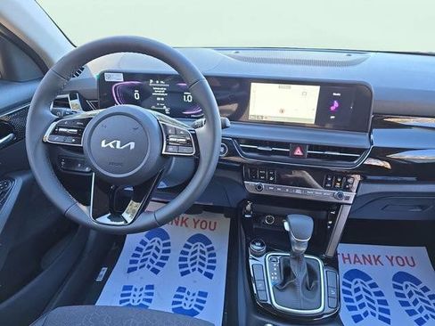 New 2026 Kia Seltos S image 9