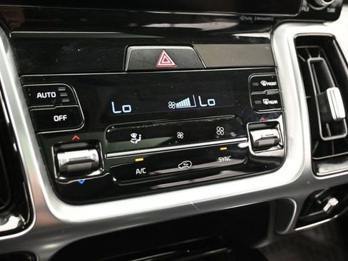 Used 2021 Kia Sorento SX AWD/4WD image 21