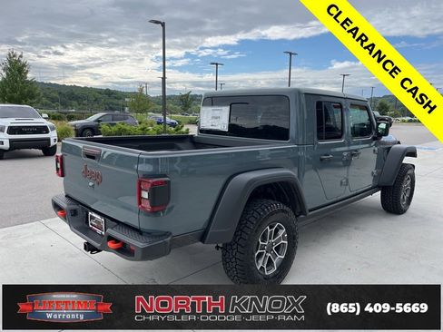 New 2025 Jeep Gladiator Mojave w/ Convenience Group image 20