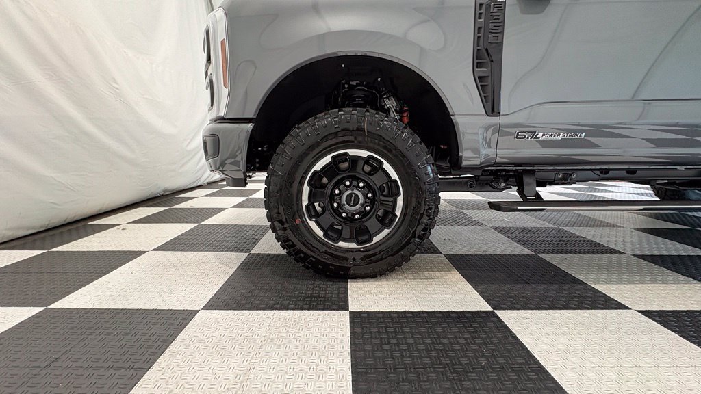 New 2026 Ford F350 Lariat w/ Tremor Off-Road Package AWD/4WD image 9