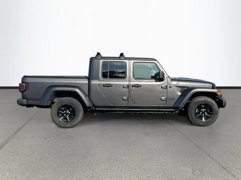 Used 2021 Jeep Gladiator Sport AWD/4WD image 8