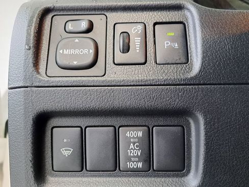 Used 2016 Toyota 4Runner Limited image 15