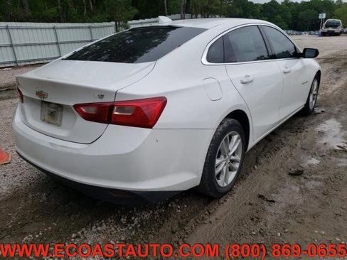 Used 2018 Chevrolet Malibu LT image 4