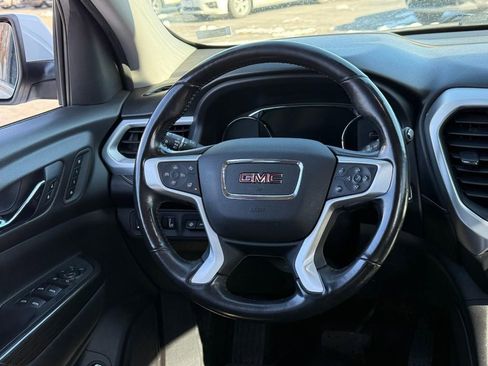 Used 2021 GMC Acadia SLT w/ Technology Package image 13