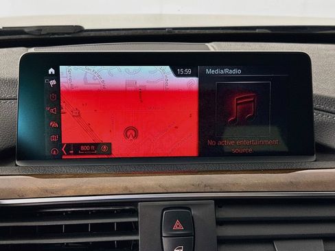 Used 2018 BMW 330i Sedan RWD image 13