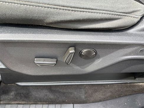 Used 2022 Ford F150 XLT w/ Equipment Group 302A High image 14