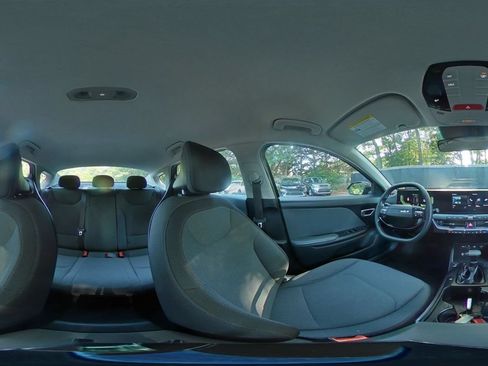 Used 2025 Kia K4 FWD image 41