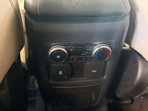 Used 2023 Ford Explorer Limited image 28