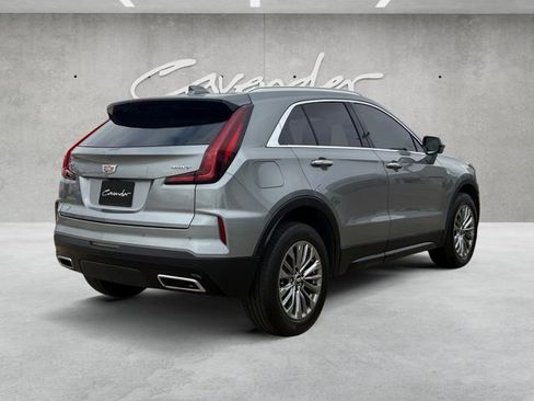 Certified 2025 Cadillac XT4 Premium Luxury FWD image 15
