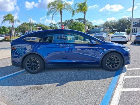 Used 2022 Tesla Model X AWD/4WD image 4