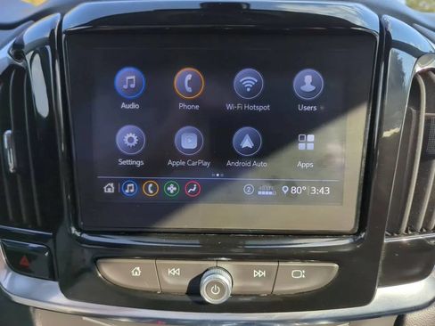 Used 2020 Chevrolet Traverse LT w/ LPO, Cargo Package AWD/4WD image 17