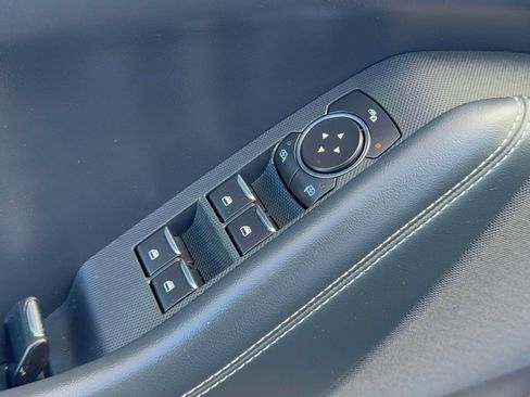 Used 2021 Ford Mustang Mach-E Select image 20