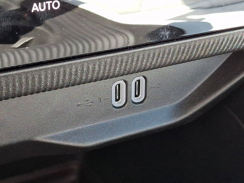 New 2026 Jeep Cherokee Overland AWD/4WD image 17