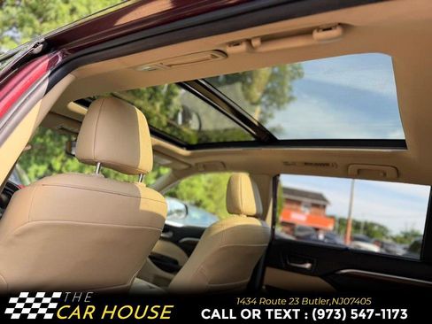 Used 2019 Toyota Highlander Limited Platinum FWD image 19