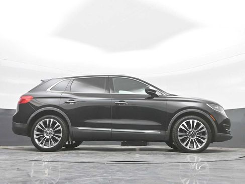 Used 2016 Lincoln MKX Reserve w/ Driver Assistance Package AWD/4WD image 36