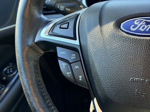 Used 2020 Ford Edge SEL w/ Cargo Accessory Package image 10