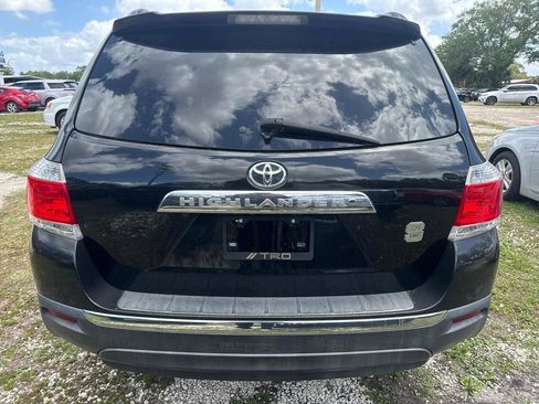 Used 2011 Toyota Highlander Limited w/ Tow Pkg image 5
