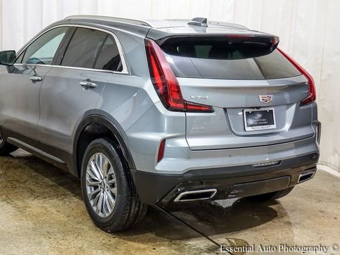 Certified 2025 Cadillac XT4 Premium Luxury image 4