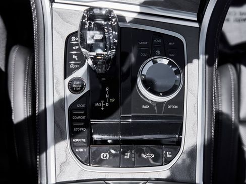 Used 2022 BMW 840i Convertible RWD image 55