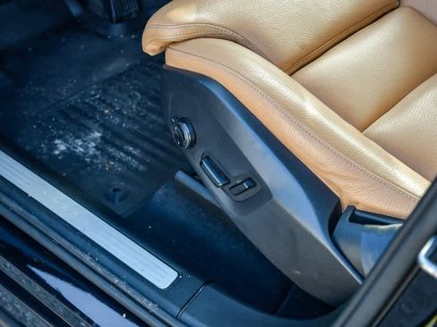 Used 2019 Volvo XC60 T6 Momentum w/ Advanced Package image 21