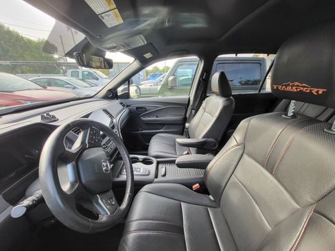 Used 2023 Honda Passport TrailSport image 10