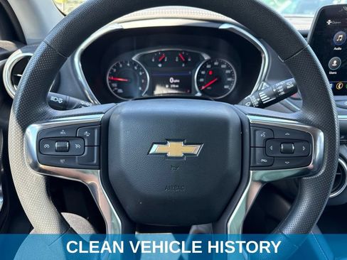 Used 2025 Chevrolet Blazer LT AWD/4WD image 3