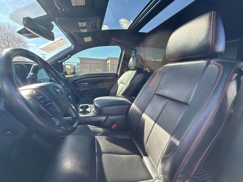 Used 2021 Nissan Titan PRO-4X w/ Pro-4x Convenience Package image 13