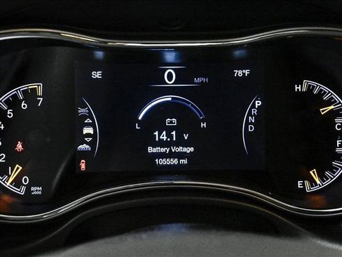 Used 2020 Jeep Grand Cherokee Limited AWD/4WD image 11