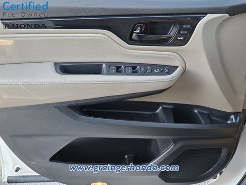 Certified 2024 Honda Odyssey Touring image 23