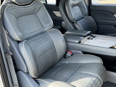 Used 2018 Lincoln Navigator Black Label w/ Cargo Package image 42