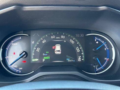 Used 2023 Toyota RAV4 LE image 30