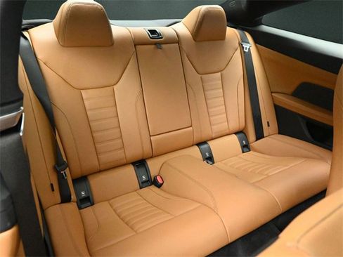 Used 2021 BMW 430i xDrive Coupe w/ M Sport Package image 18